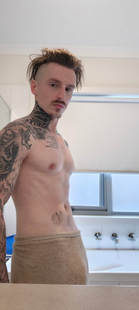 mrshades93 nude