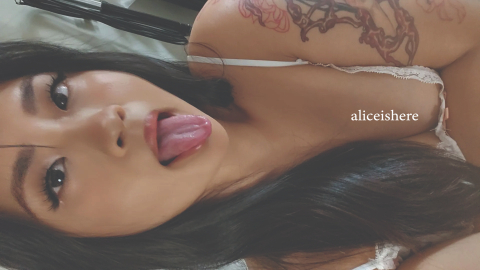 onlyaliceishere nude