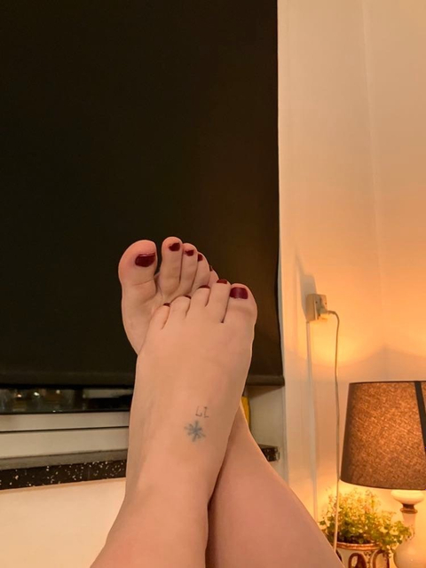 xfeetqueenxfelicia nude