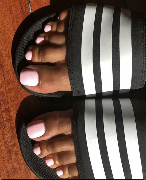 prettiifeet nude