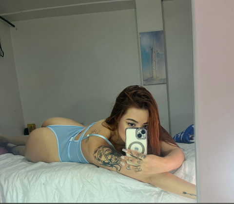 iamvalentinafox nude