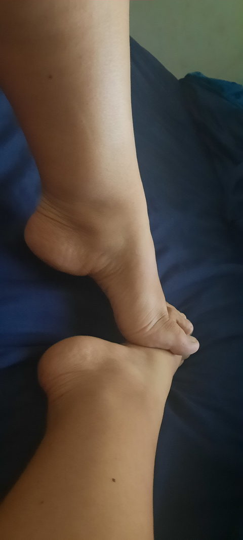 feetandlife nude