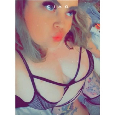 @xnikkibritishx