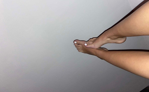 x.umfeet.x nude