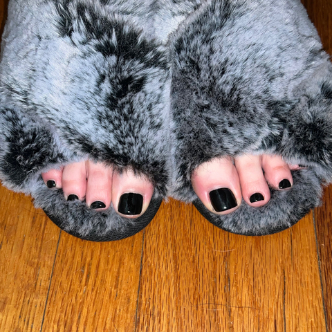 palespookyfeet nude