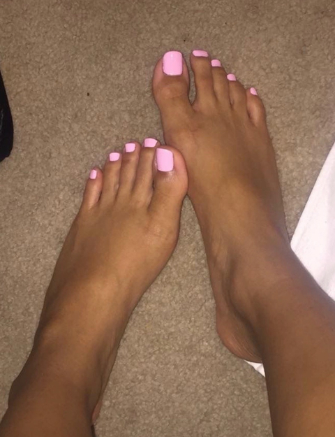 thesesprettyfeet nude