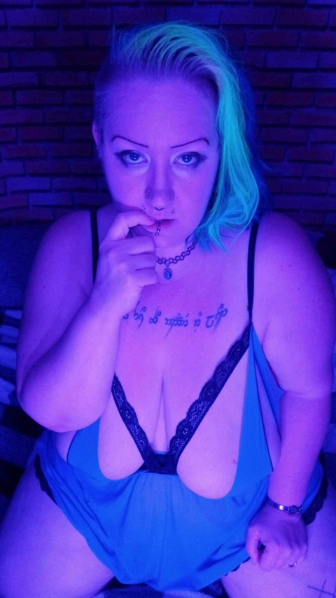 @neonprincessxxx