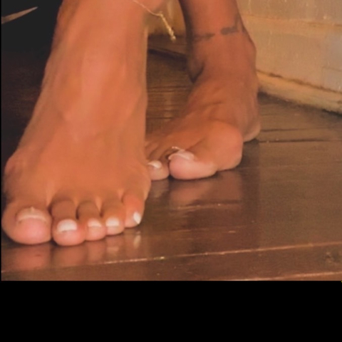 memyselfnmysoles nude