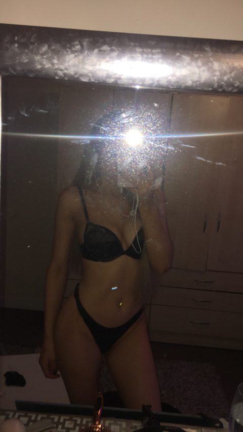 bethhh22 nude