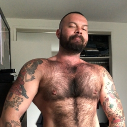 @musclebeargus