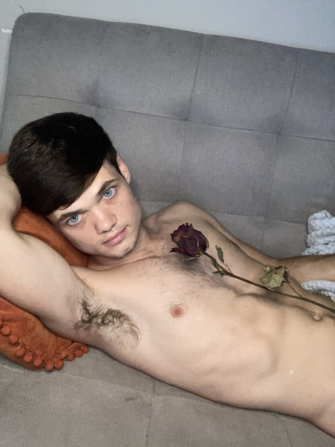 andrewrobins229 nude