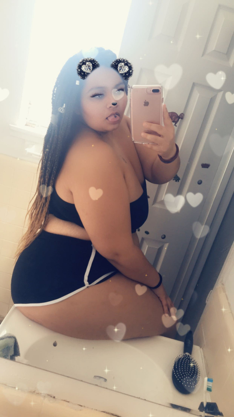 @missjuicybooty96