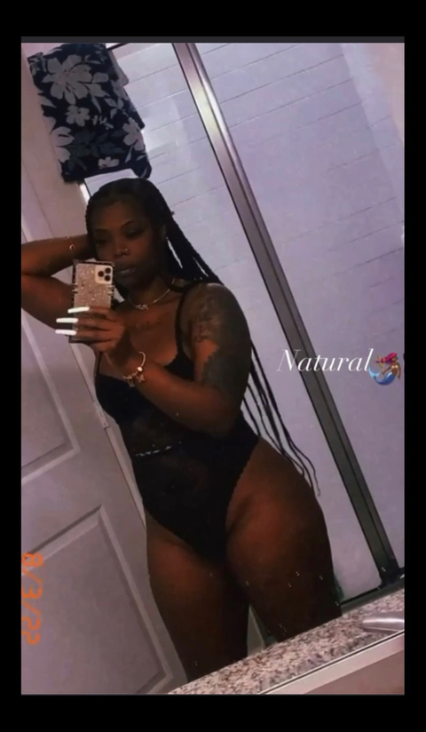 ayeblackybee nude