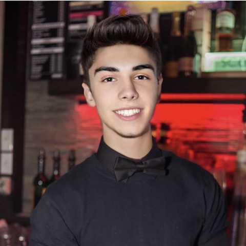 Oliver Knarf - oliverknarf OnlyFans