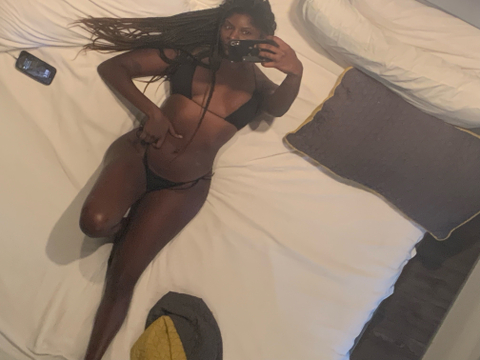 yourfavmodel24 nude