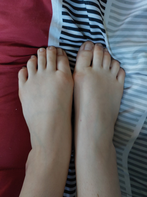 mitchiefeet nude