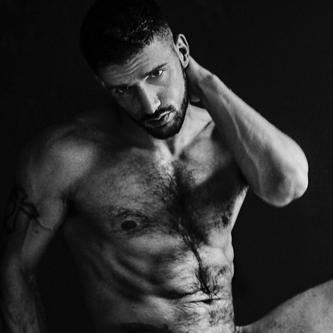 @xxxtyroderick