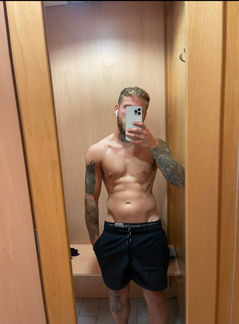 @tattooedscottishlad