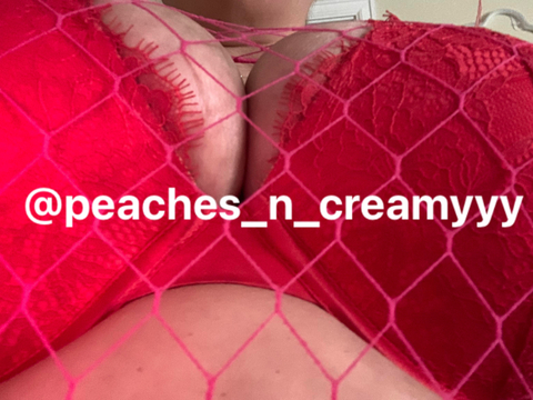 peaches_n_creamyyy nude