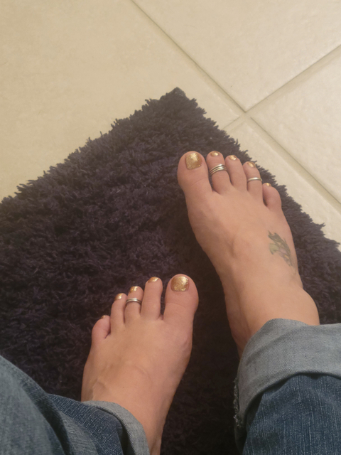 @hautepho-toes