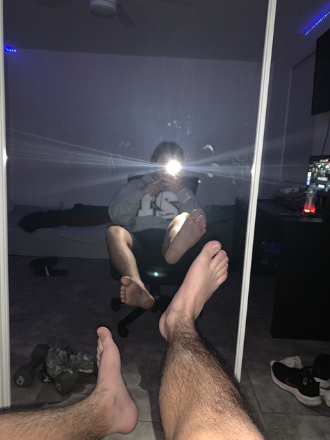 feetkinkster nude