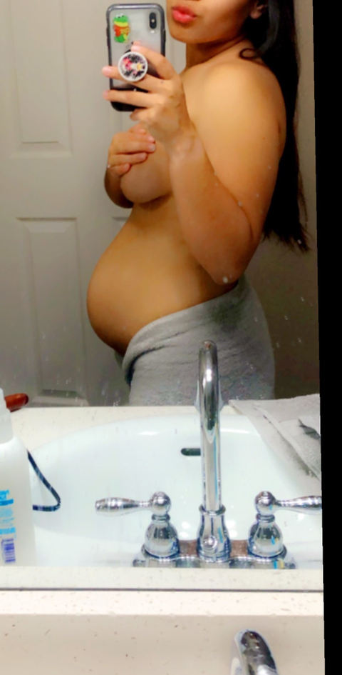 @expectinglatina96