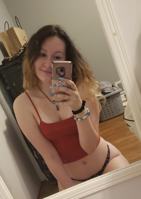 @lustful-lil