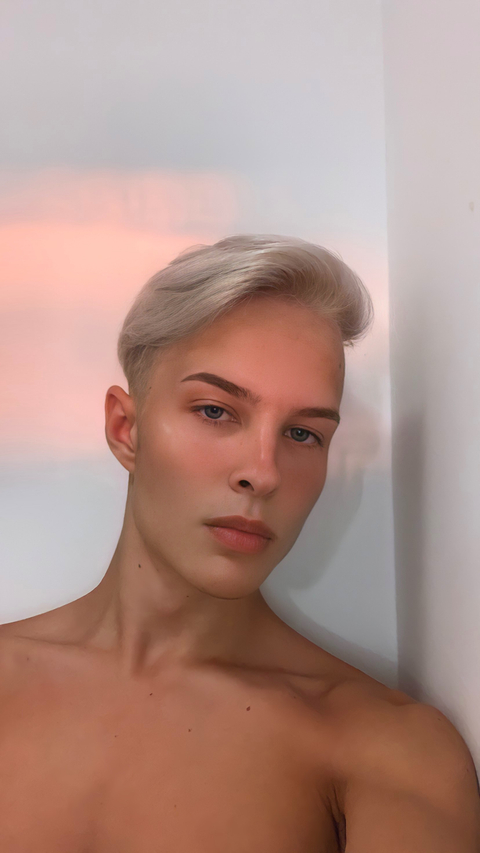 Divine Blondie - divineblondie OnlyFans