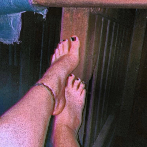 @hanna_feet_lover