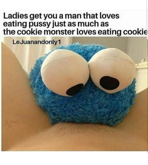@cookie_monster_numnumnum