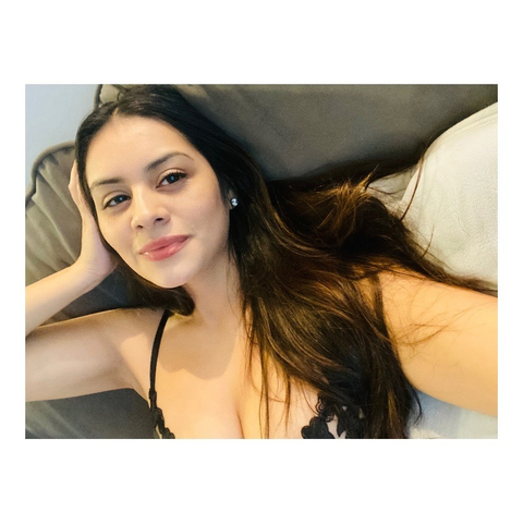 latinalingeriehottiee nude