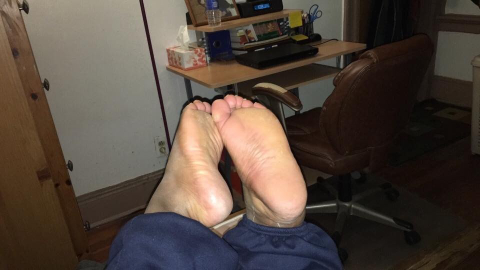 @lfootstarxx