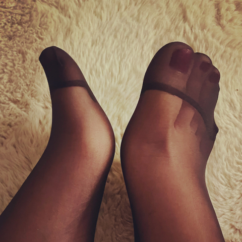 sofeetsticated6 nude