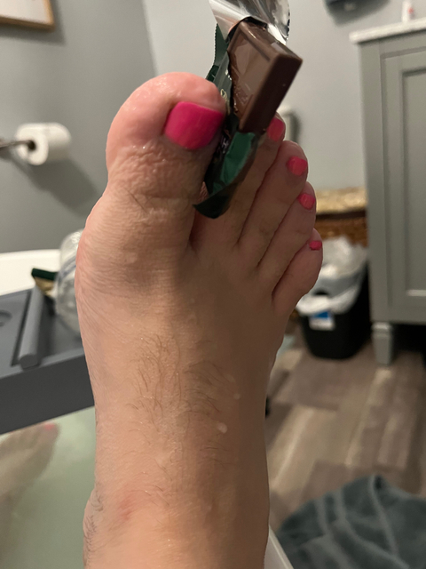 @thefootlady123