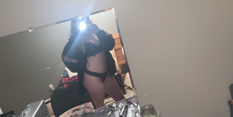 queenrayray21 nude