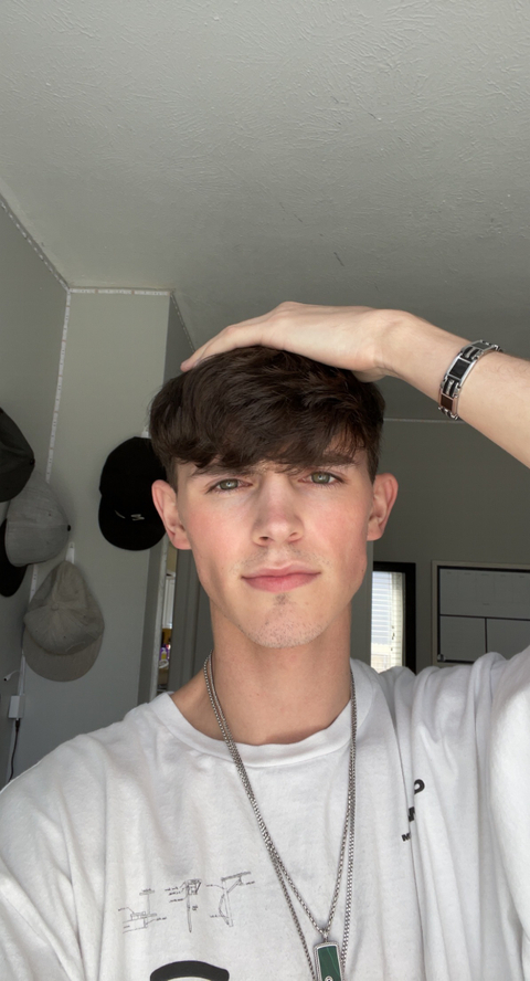 Zach OnlyFans Account - zcharlson