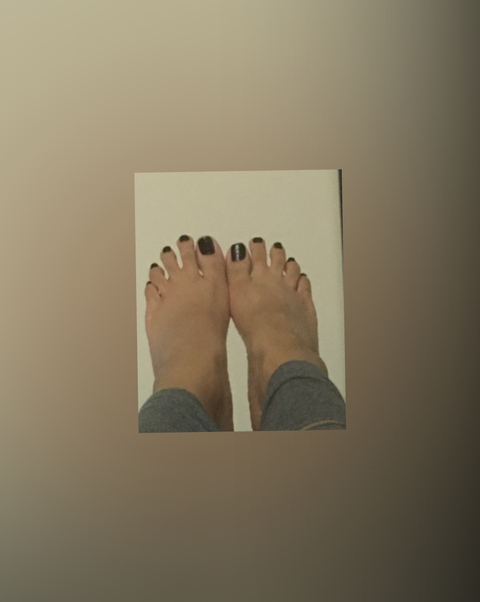 uniquelyfeet888 nude