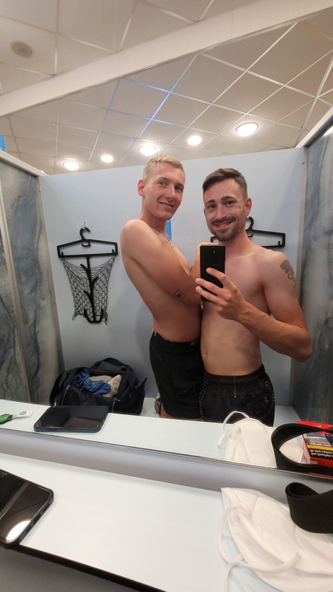 couple_twinks nude