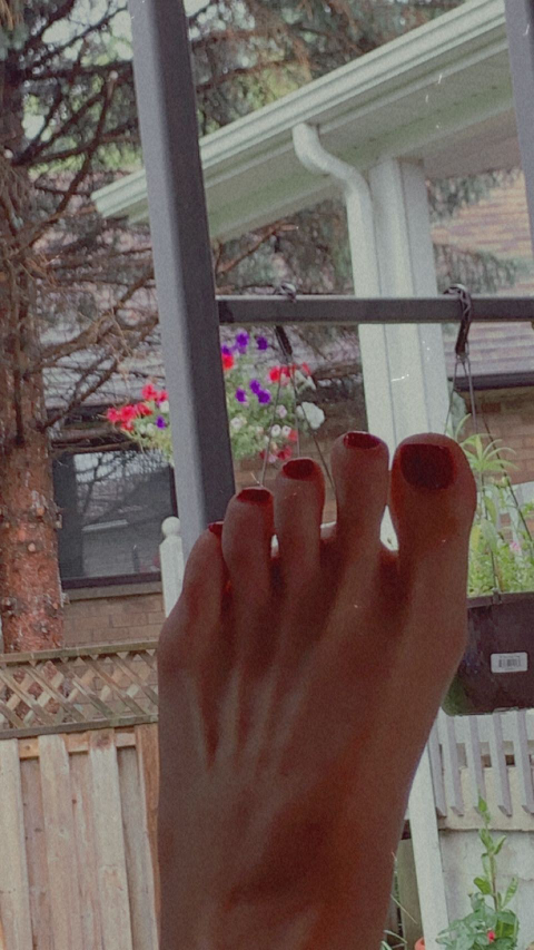 teasingfeet nude