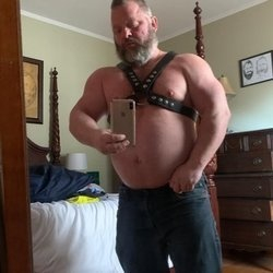 @nhmuscledaddy