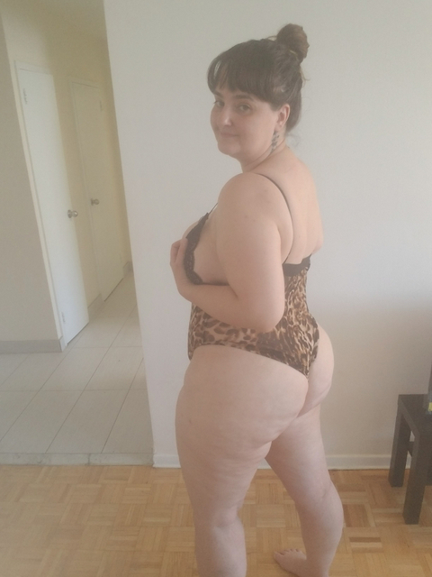 @plussizegreekgodess