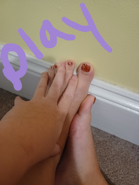 @twinkletoesreal