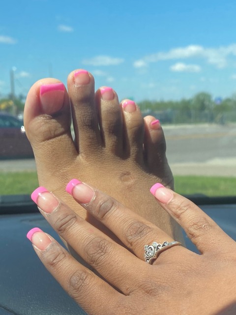 @fienmyprettyfeet