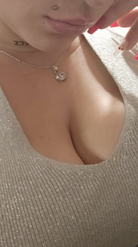 florshiitaa22 nude