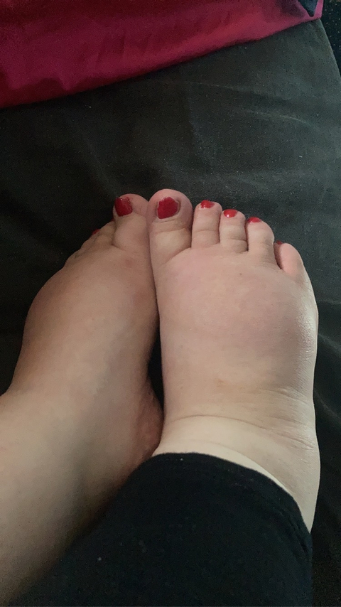 @desibbwfeet