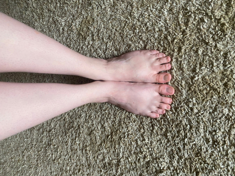 feetvibe5.5 nude