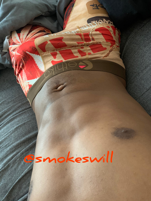 smokeswill nude