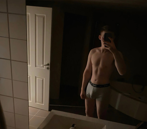 james_camshow nude