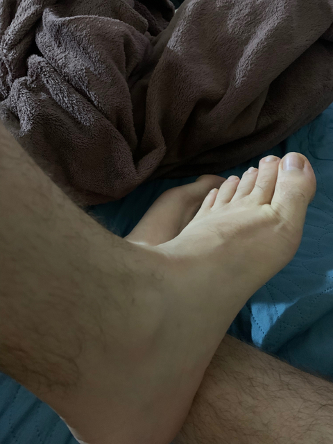 mybearfeeet nude