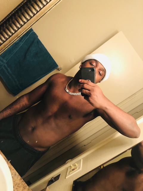 2lanez nude